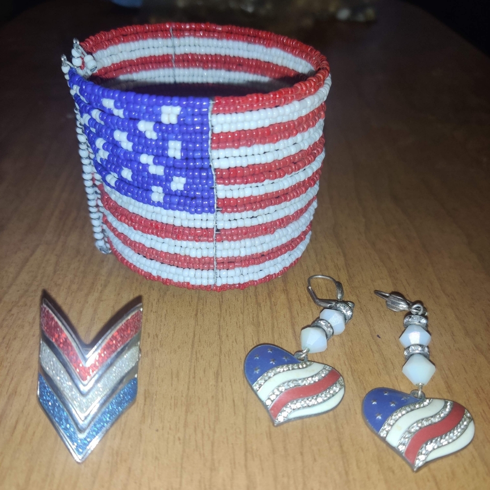 3 Piece Jewelry Set: Cuff Bracelet, Earrings & Ring